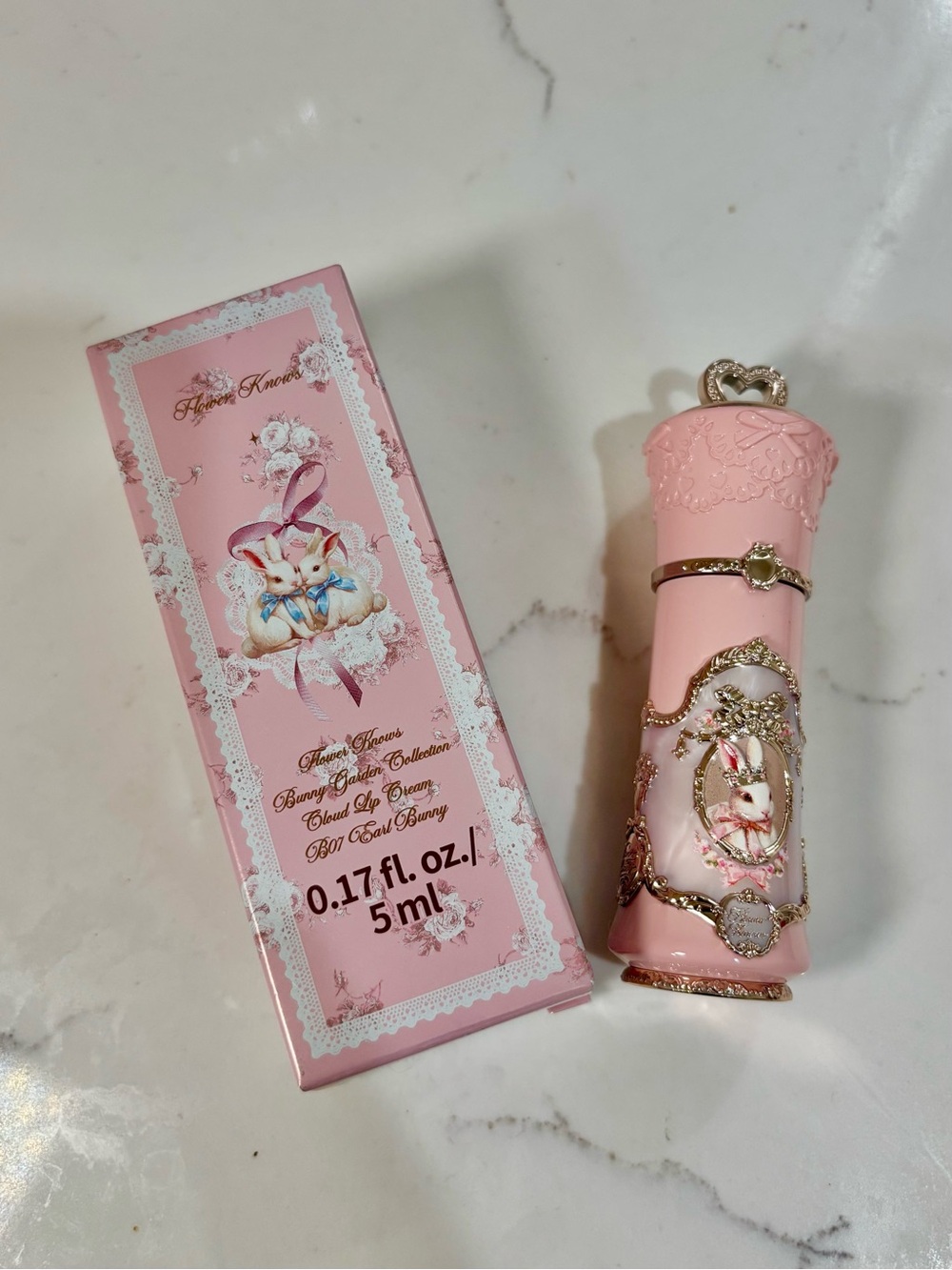 Bunny Garden Cloud Lip Cream "Earl Bunny"